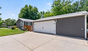713 2nd St SE, Altoona, IA 50009