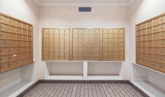 5340 HOLMES RUN Pkwy 904, Alexandria, VA 22304