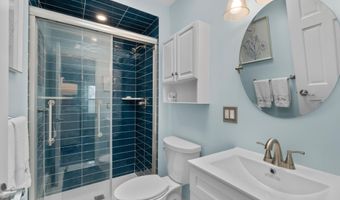 27 E 34TH St, Bayonne, NJ 07002