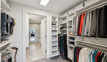 1240 S 2nd St 411, Minneapolis, MN 55415