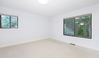 3 Ashford Dr 3, Avon, CT 06001