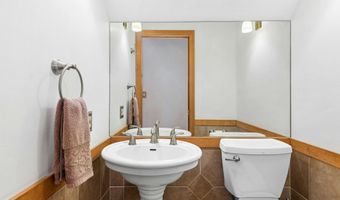 9- A Obtuse Rocks Rd, Brookfield, CT 06804