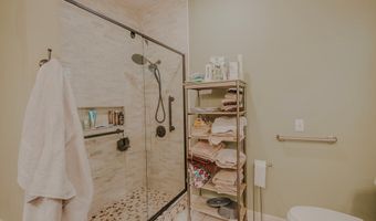 100 Redwood Dr, Bainbridge, GA 39819