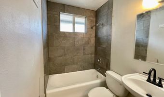 1305 S 6TH St, Cottage Grove, OR 97424