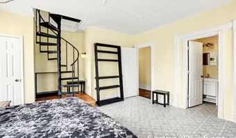 223 N Walnut St, Allegan, MI 49010