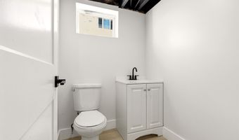 638 8th St, Absecon, NJ 08201