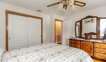3 Ostend St, Johnston, RI 02919