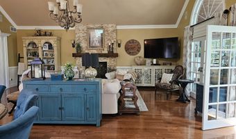 27 Wilson Dr, Oxford, CT 06478