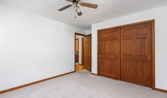 86 Wickham Rd, North Kingstown, RI 02852