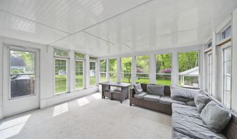 3395 Hartley Dr, Adrian, MI 49221