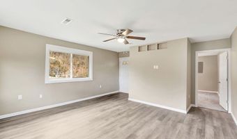 8878 E Main St, Alexandria, KY 41001