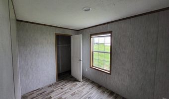 12 Teri Ln, Amwell, PA 15301