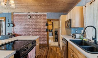 146 S Main St, Bradford, VT 05033