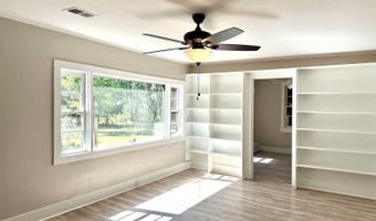 914 Highway 1, Camden, SC 29020