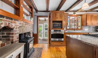 2381 Middle Rd, East Greenwich, RI 02818