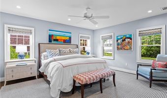 36 Ferry Ln, Barrington, RI 02806