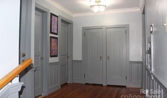 242 Birch Ln, Arden, NC 28704