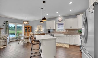22 Deer View Dr, Akron, NY 14001