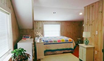 140 Treasure Rd, Narragansett, RI 02882