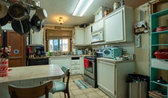 33235 S COLDWATER Rd, Black Canyon City, AZ 85324