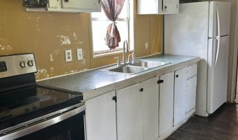 144 Red River Ln, Alma, GA 31510