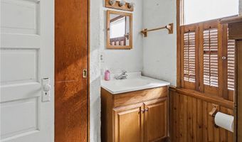 1807 Mcminn St, Aliquippa, PA 15001