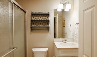 16 Amberwood Ct, Bourne, MA 02532