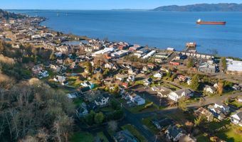 836 33RD St, Astoria, OR 97103