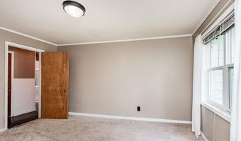 235 Riverside Dr, Alma, MI 48801