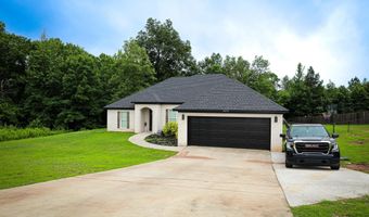 2072 Creekwood Cir, Bauxite, AR 72011