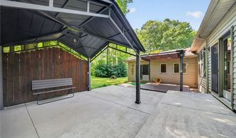 7430 Whitewood Dr, Ashtabula, OH 44004