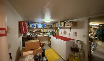 2398 Smokey Canyon Rd, Auburn, WY 83111