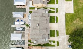 24 LAKE BREEZE Dr 24, New Orleans, LA 70129