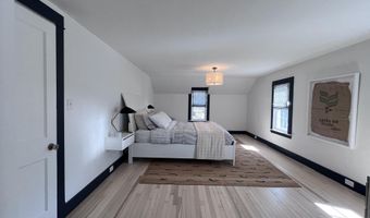 66 Howard St, Bangor, ME 04401