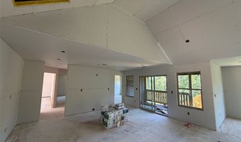 16 Reading Ln, Bella Vista, AR 72714