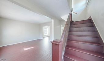 166 Chittenden St, Akron, OH 44306