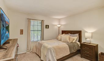 76 Bradford Ct, Aberdeen, NJ 07747