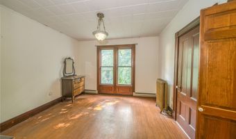 31 Franklin St, Belfast, ME 04915
