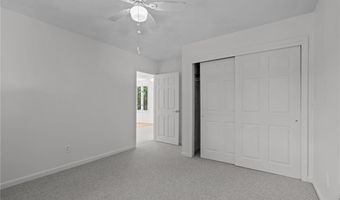 129 Simmonsville Ave, Johnston, RI 02919
