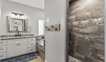 3772 Tomahawk Ln, Bullhead City, AZ 86442