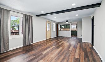 205 W 5th St, Aroma Park, IL 60910