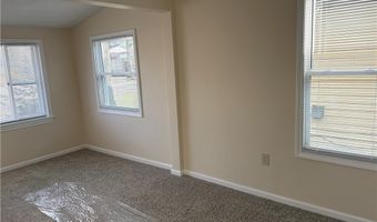 656 Hazelwood Dr, Vermilion, OH 44089