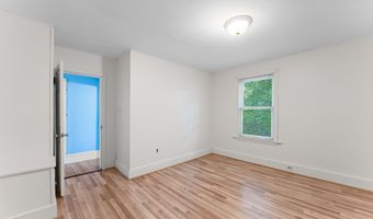 202 Norfolk St, Bangor, ME 04401
