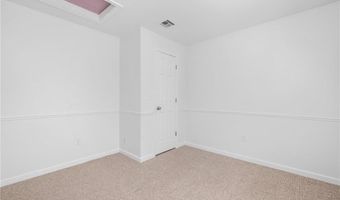 47 N A & B Rd, Jamestown, RI 02835