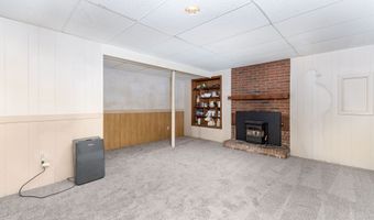 76 Country Ln, Bristol, CT 06010