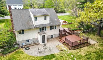 34 Oakhill Ave, Attleboro, MA 02703