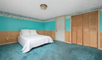 3 Sheffield St, Warwick, RI 02889