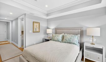 10 Rowes Wharf Ph4, Boston, MA 02110