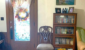 258 Johnson St, Alderson, WV 24910