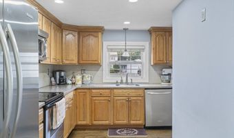 3 Primrose Rd, Billerica, MA 01821